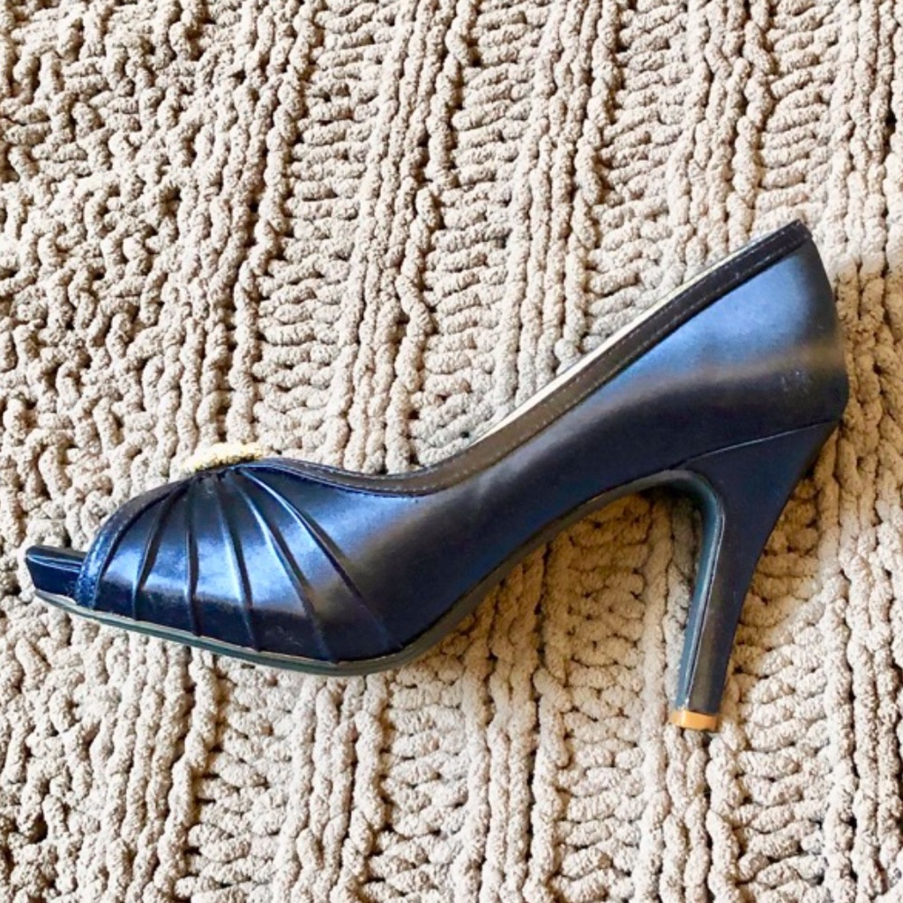 Blue Satin Heels With Rhinestone Decor - Picture 4 of 8